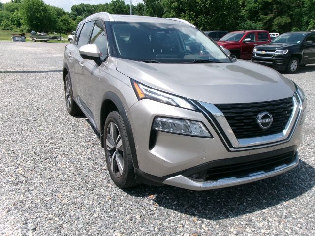 2022 Nissan Rogue Platinum FWD
