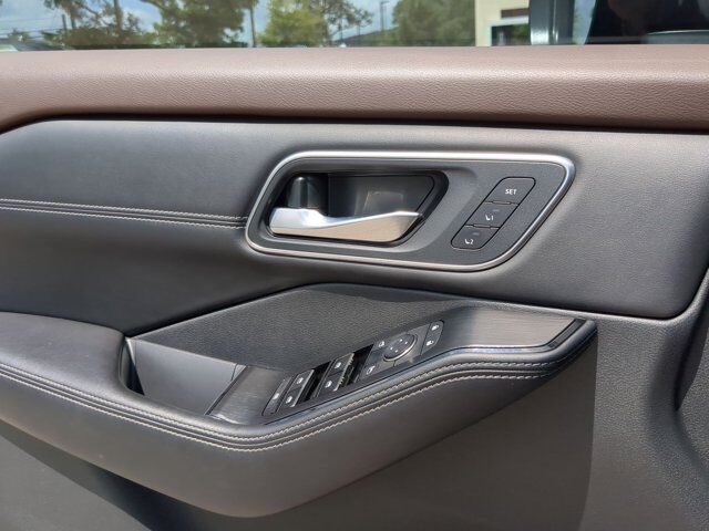 2022 Nissan Rogue Platinum