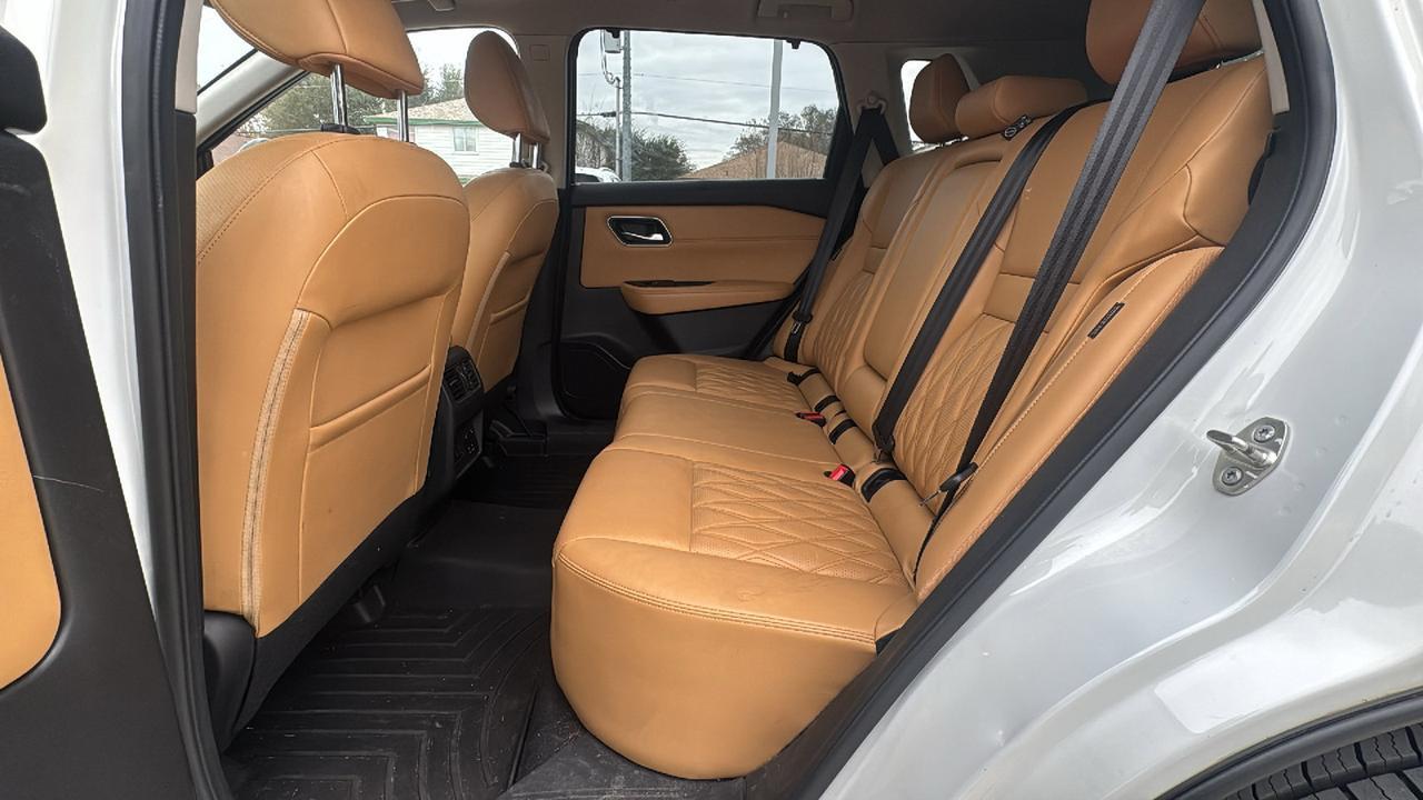 2022 Nissan Rogue Platinum  Selma TX