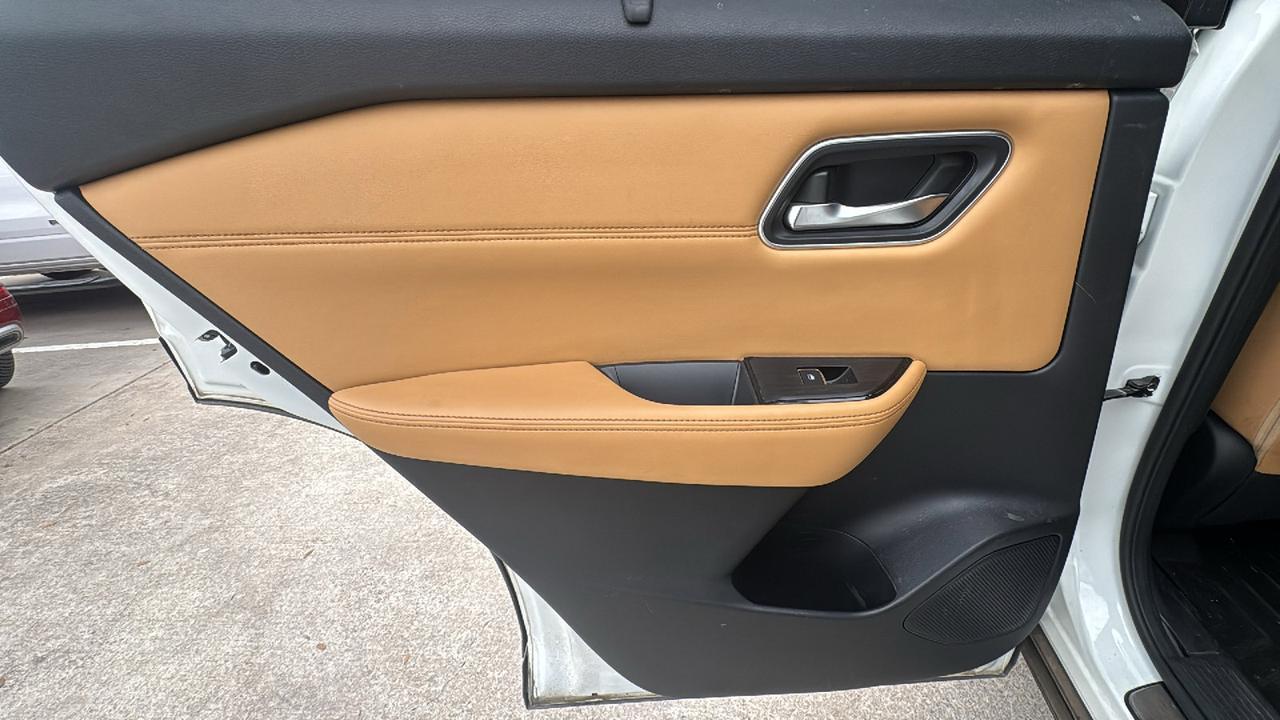 2022 Nissan Rogue Platinum  Selma TX