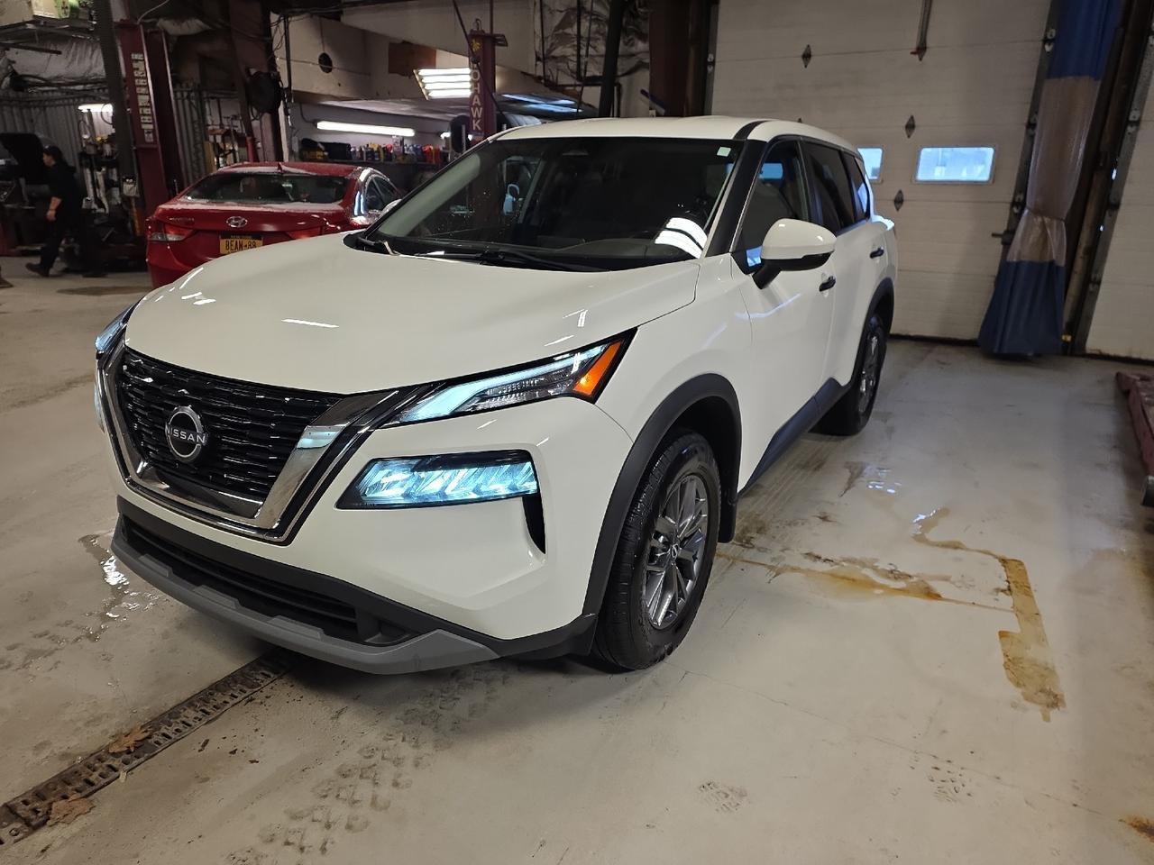 2022 Nissan Rogue S Sand Lake NY