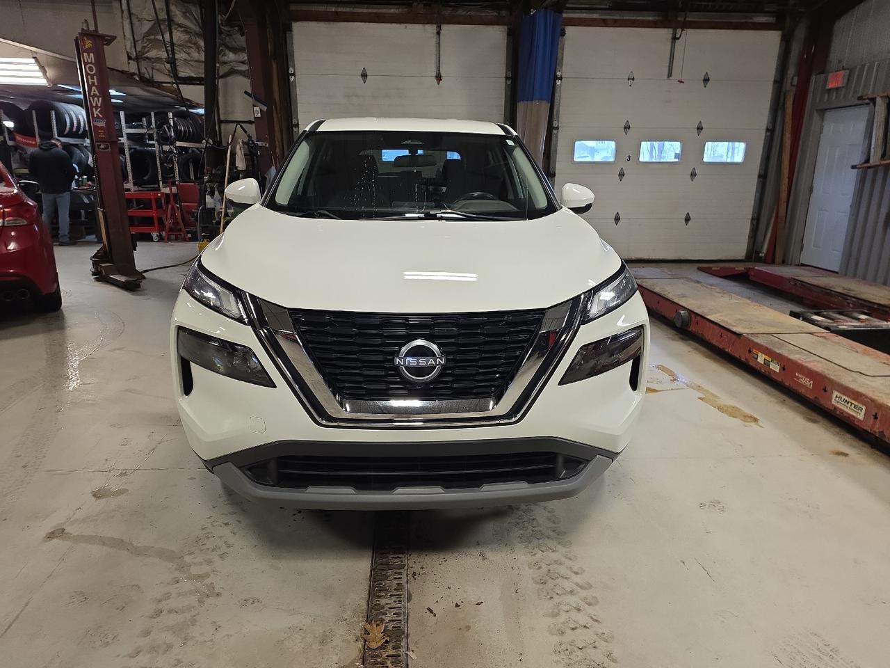 2022 Nissan Rogue S Sand Lake NY