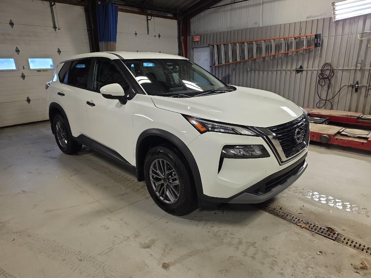 2022 Nissan Rogue S Sand Lake NY