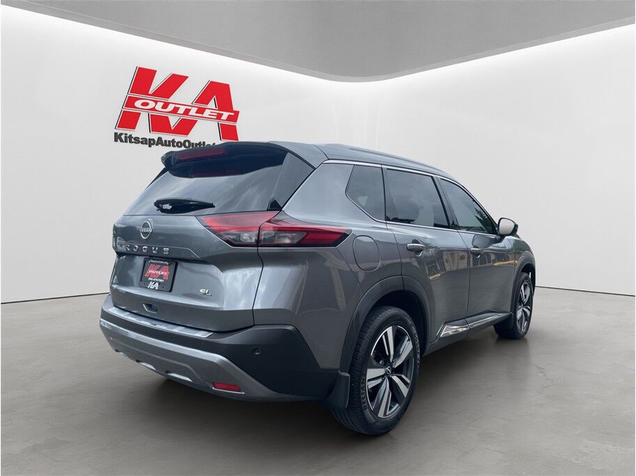 2022 Nissan Rogue SL Sport Utility 4D