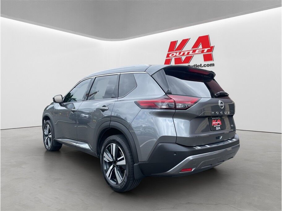 2022 Nissan Rogue SL Sport Utility 4D