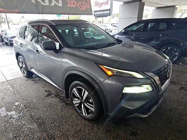 2022 Nissan Rogue SL