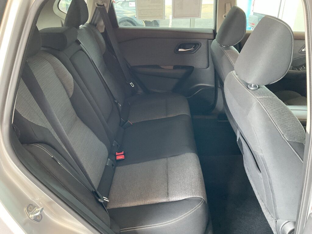 2022 Nissan Rogue SV Duluth MN
