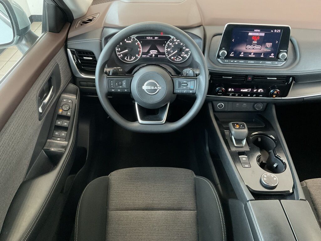 2022 Nissan Rogue SV Duluth MN