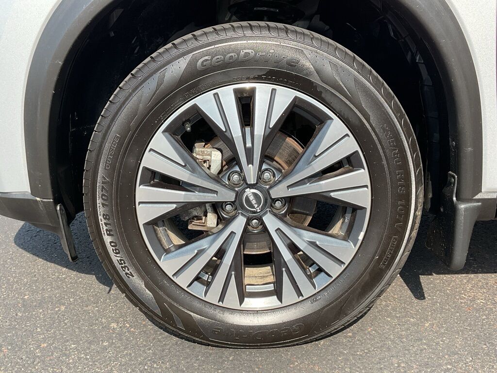 2022 Nissan Rogue SV Duluth MN