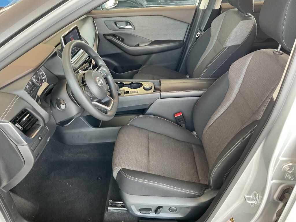 2022 Nissan Rogue SV Duluth MN