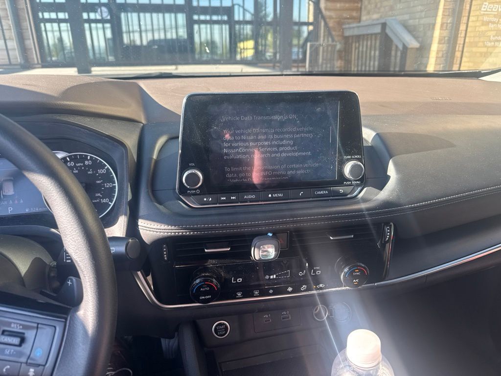 2022 Nissan Rogue SV OR