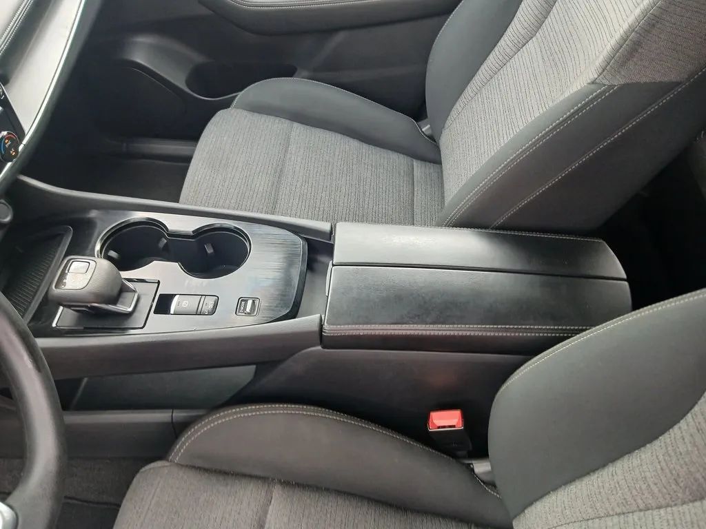 2022 Nissan Rogue SV Sport Utility 4D Maitland FL