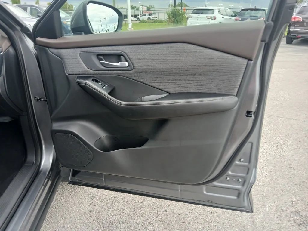 2022 Nissan Rogue SV Sport Utility 4D Maitland FL