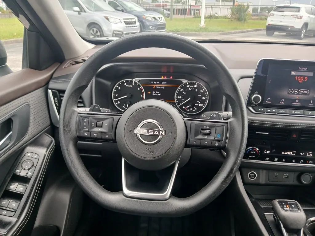 2022 Nissan Rogue SV Sport Utility 4D Maitland FL