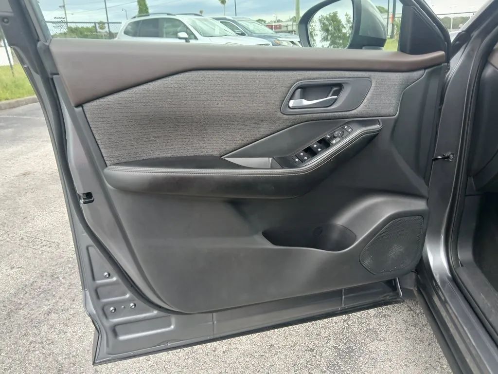 2022 Nissan Rogue SV Sport Utility 4D Maitland FL