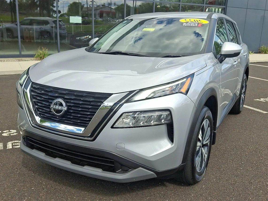 2022 Nissan Rogue SV Sport Utility 4D