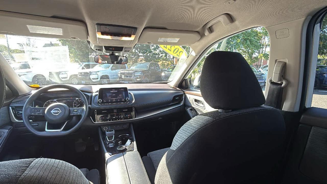 2022 Nissan Rogue SV Medford MA