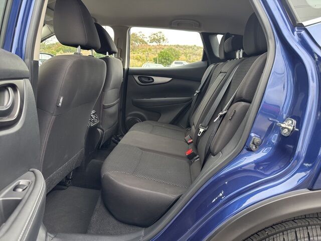 2022 Nissan Rogue Sport S  TX