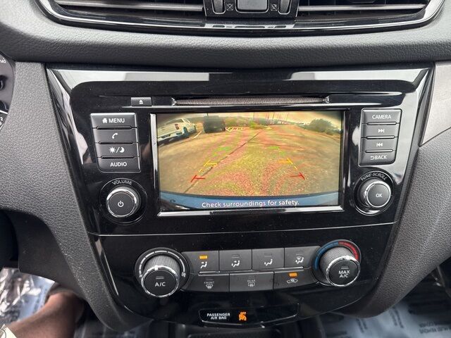 2022 Nissan Rogue Sport S  TX