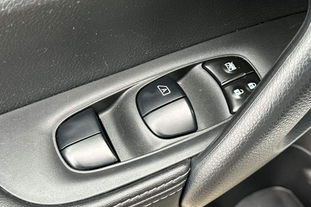 2022 Nissan Rogue Sport S Roseville CA