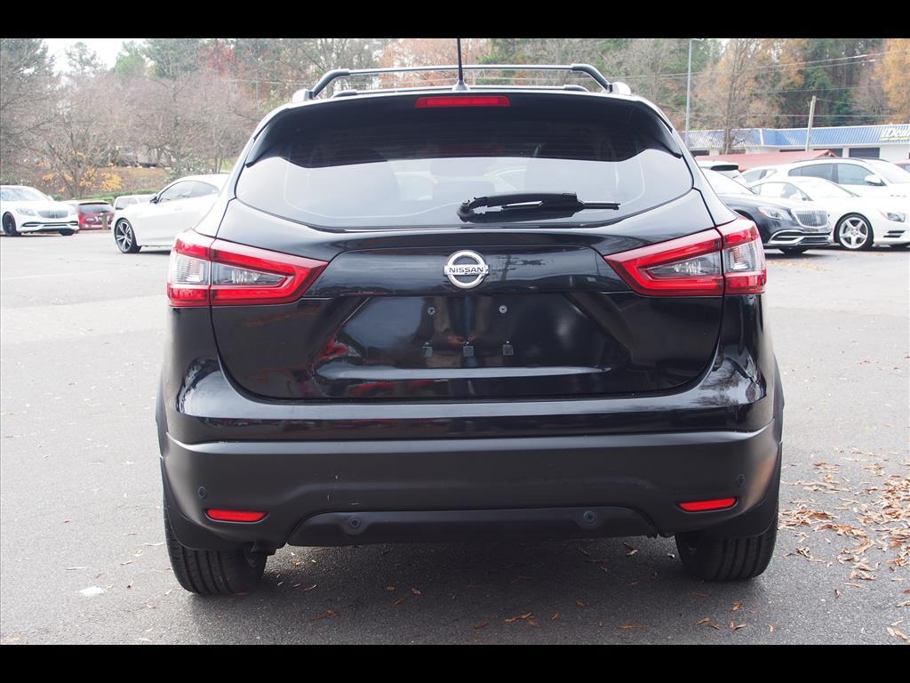 2022 Nissan Rogue Sport SL