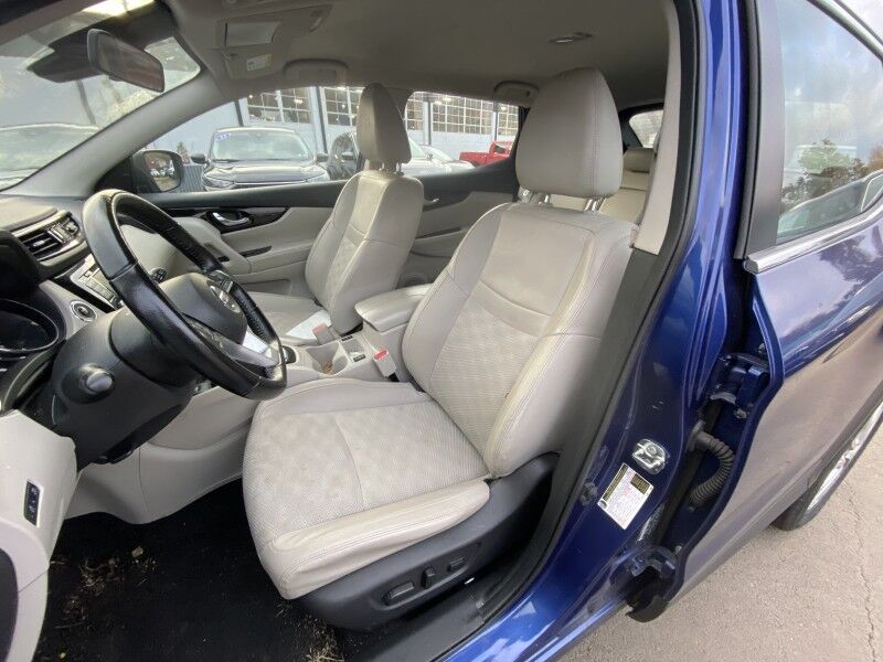 2022 Nissan Rogue Sport SV Bristol  PA