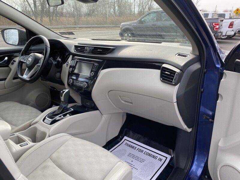 2022 Nissan Rogue Sport SV Bristol  PA