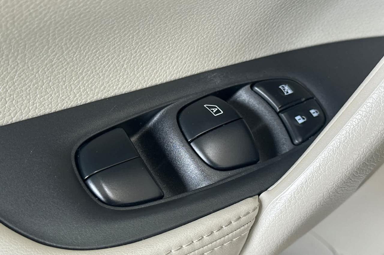 2022 Nissan Rogue Sport SV Roseville CA