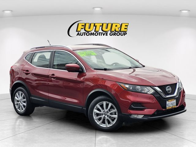 2022 Nissan Rogue Sport SV