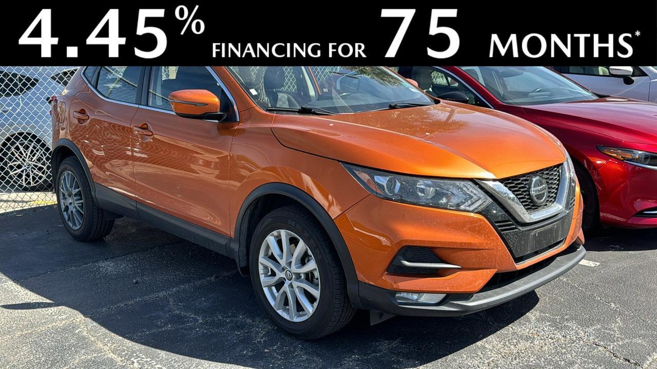 2022 Nissan Rogue Sport SV