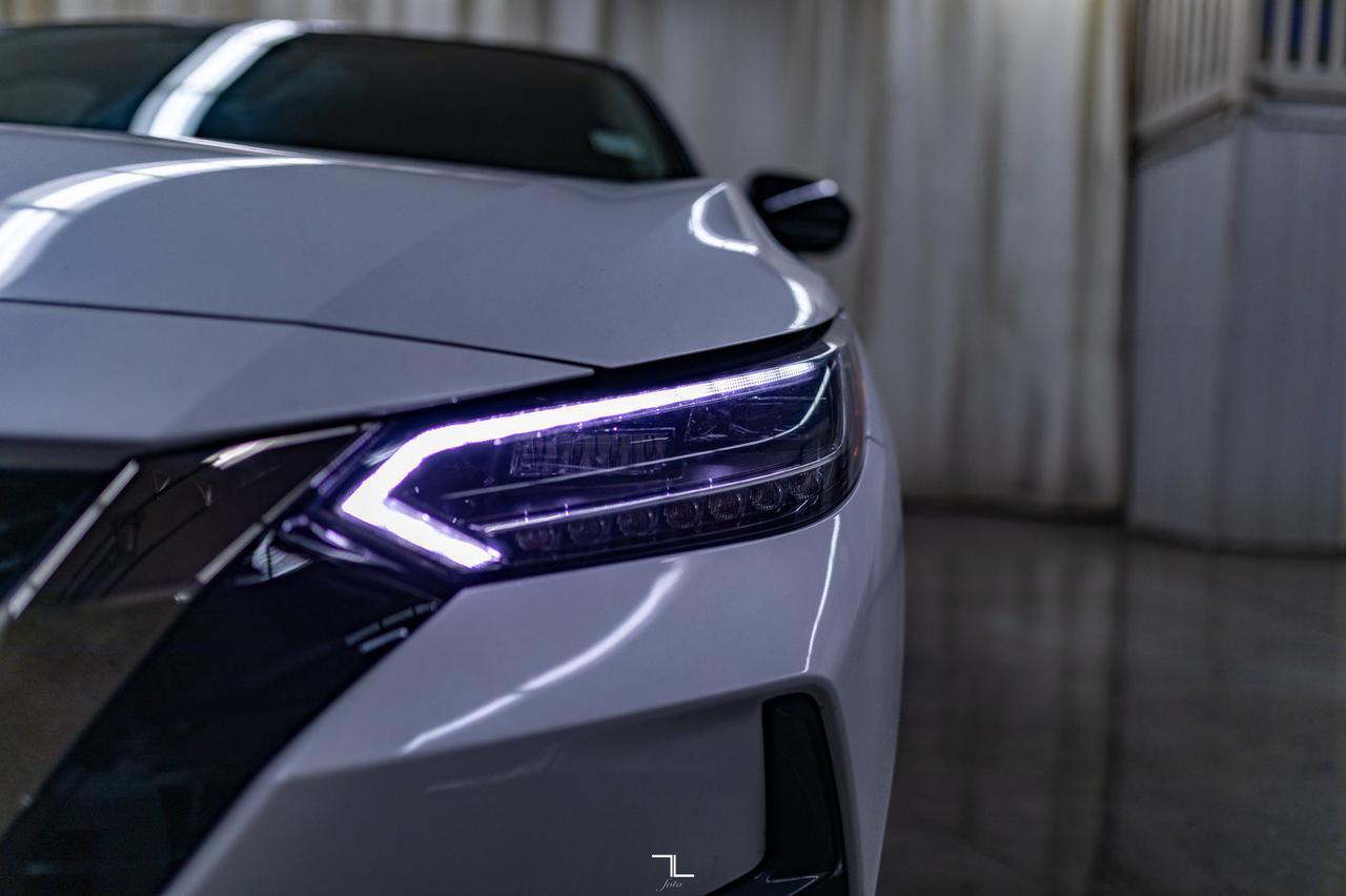 2022 Nissan Sentra SR Leather Roof BCam Red Deer AB