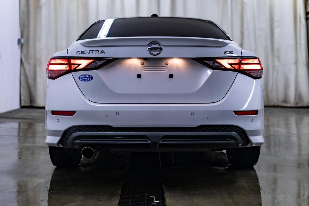 2022 Nissan Sentra SR Leather Roof BCam Red Deer AB