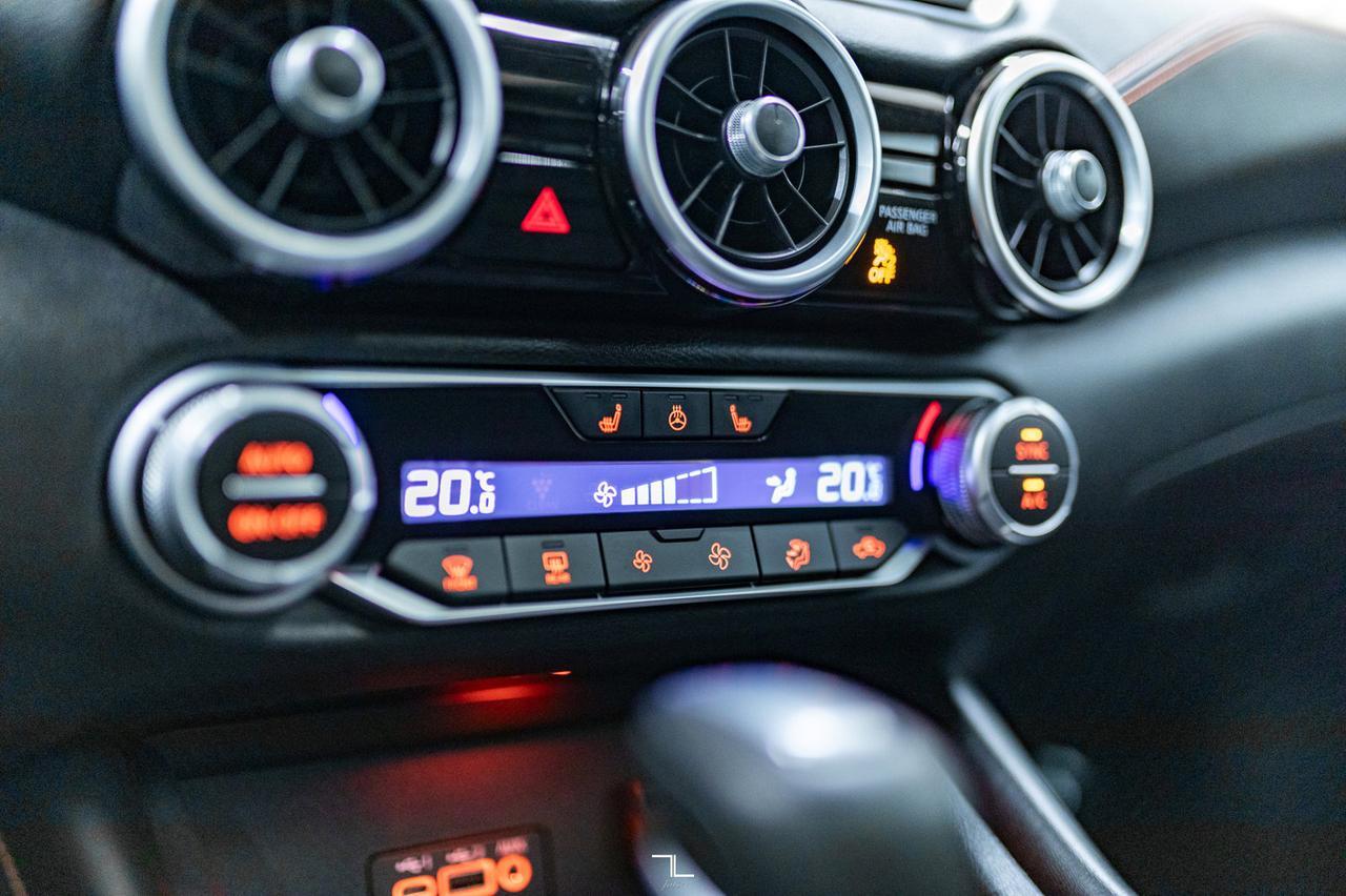 2022 Nissan Sentra SR Leather Roof BCam Red Deer AB