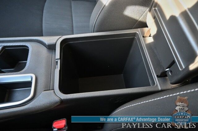 2022 Nissan Sentra SV / All Weather Pkg / Heated Cloth Seats / Heated Steering Wheel / Auto Start / Blind Spot Alert / Lane & Collision Alert / Apple CarPlay & Android Auto / Back Up Camera / Keyless Entry & Start / 39 MPG / 1-Owner Anchorage AK