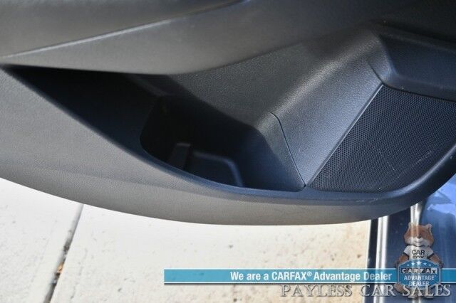 2022 Nissan Sentra SV / Automatic / Blind Spot Alert / Lane Departure & Collision Alert / Apple CarPlay & Android Auto / Back Up Camera / USB & Aux Jacks / Cruise Control / Push Button Start / Alloy Wheels / 39 MPG / 1-Owner Anchorage AK
