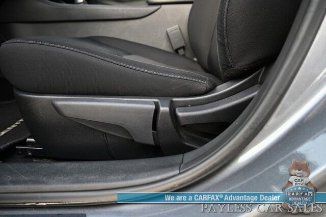 2022 Nissan Sentra SV / Automatic / Blind Spot Alert / Lane Departure & Collision Alert / Apple CarPlay & Android Auto / Back Up Camera / USB & Aux Jacks / Cruise Control / Push Button Start / Alloy Wheels / 39 MPG / 1-Owner Anchorage AK