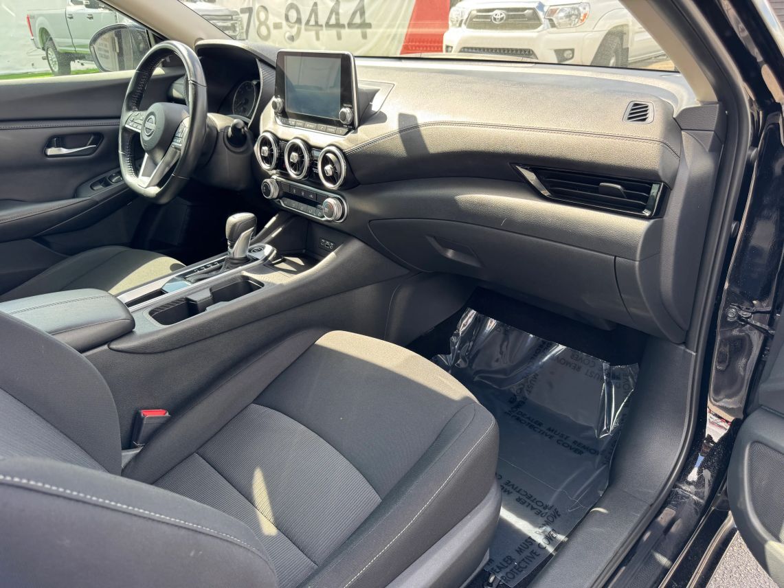 2022 Nissan Sentra SV Sedan 4D