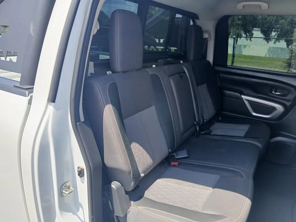 2022 Nissan Titan Crew Cab SV Pickup 4D 5 1/2 ft Maitland FL
