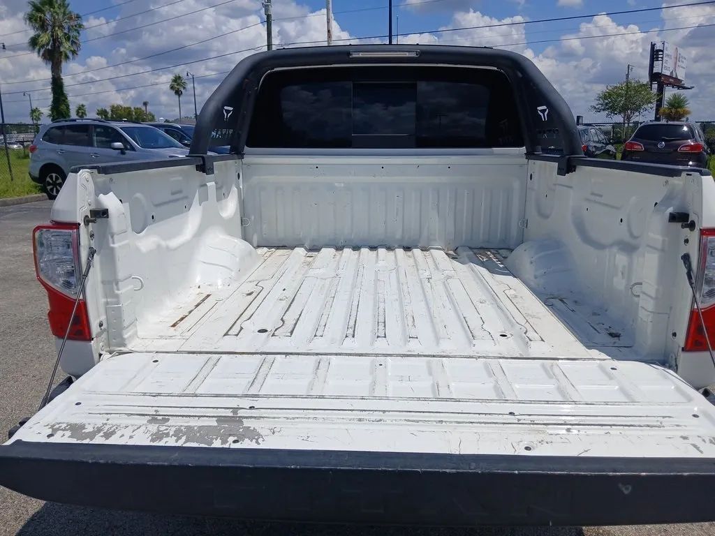 2022 Nissan Titan Crew Cab SV Pickup 4D 5 1/2 ft Maitland FL