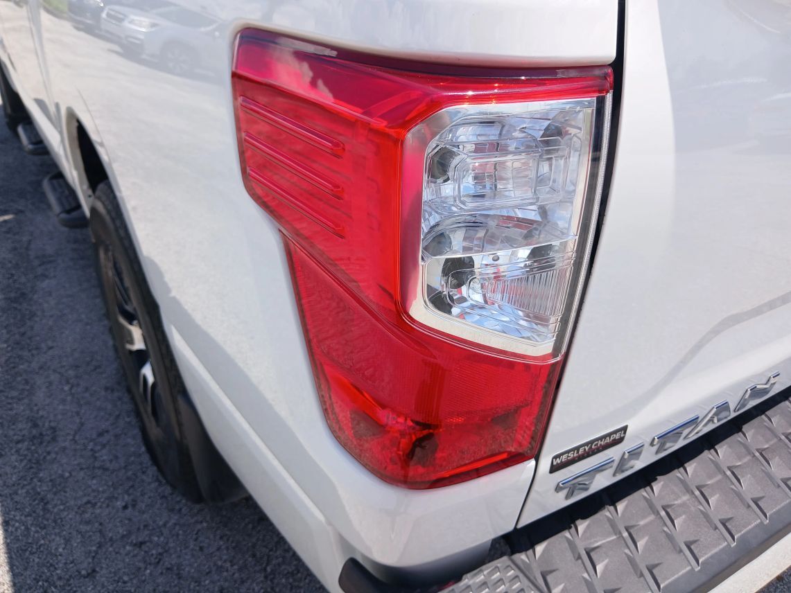 2022 Nissan Titan Crew Cab SV Pickup 4D 5 1/2 ft Maitland FL