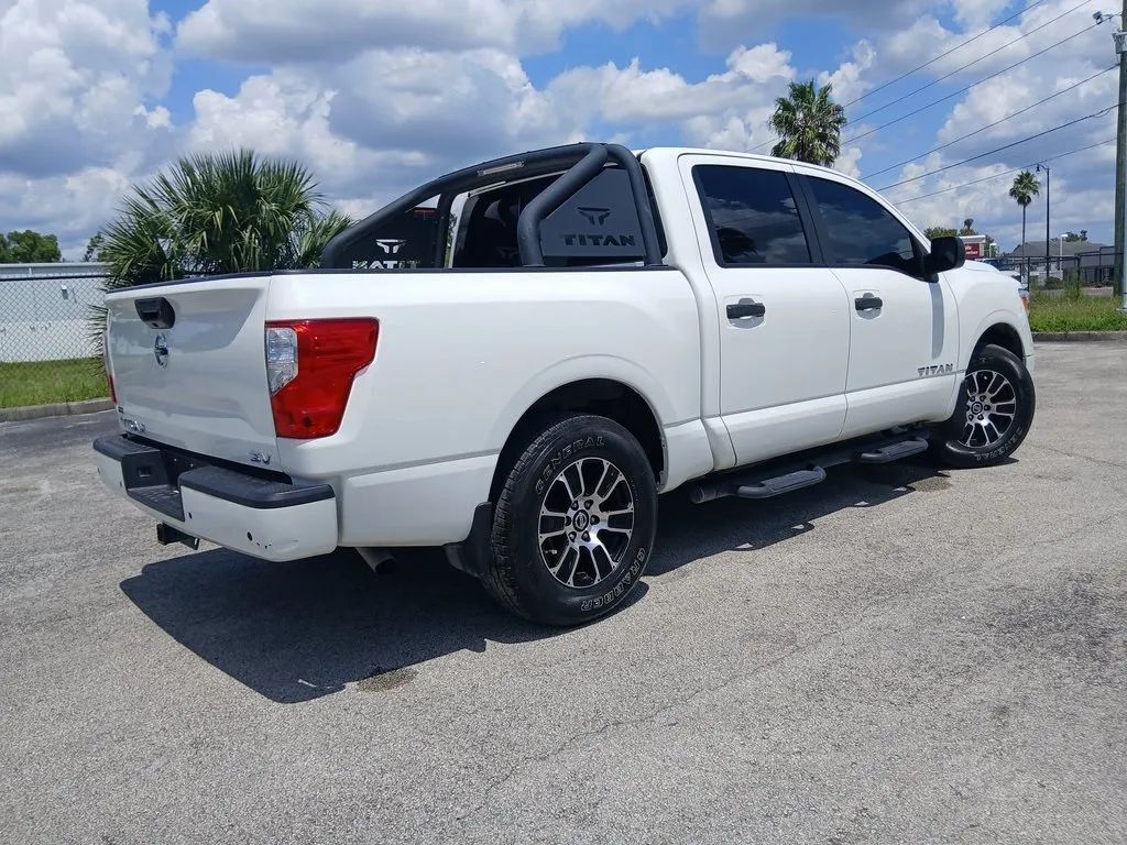 2022 Nissan Titan Crew Cab SV Pickup 4D 5 1/2 ft Maitland FL
