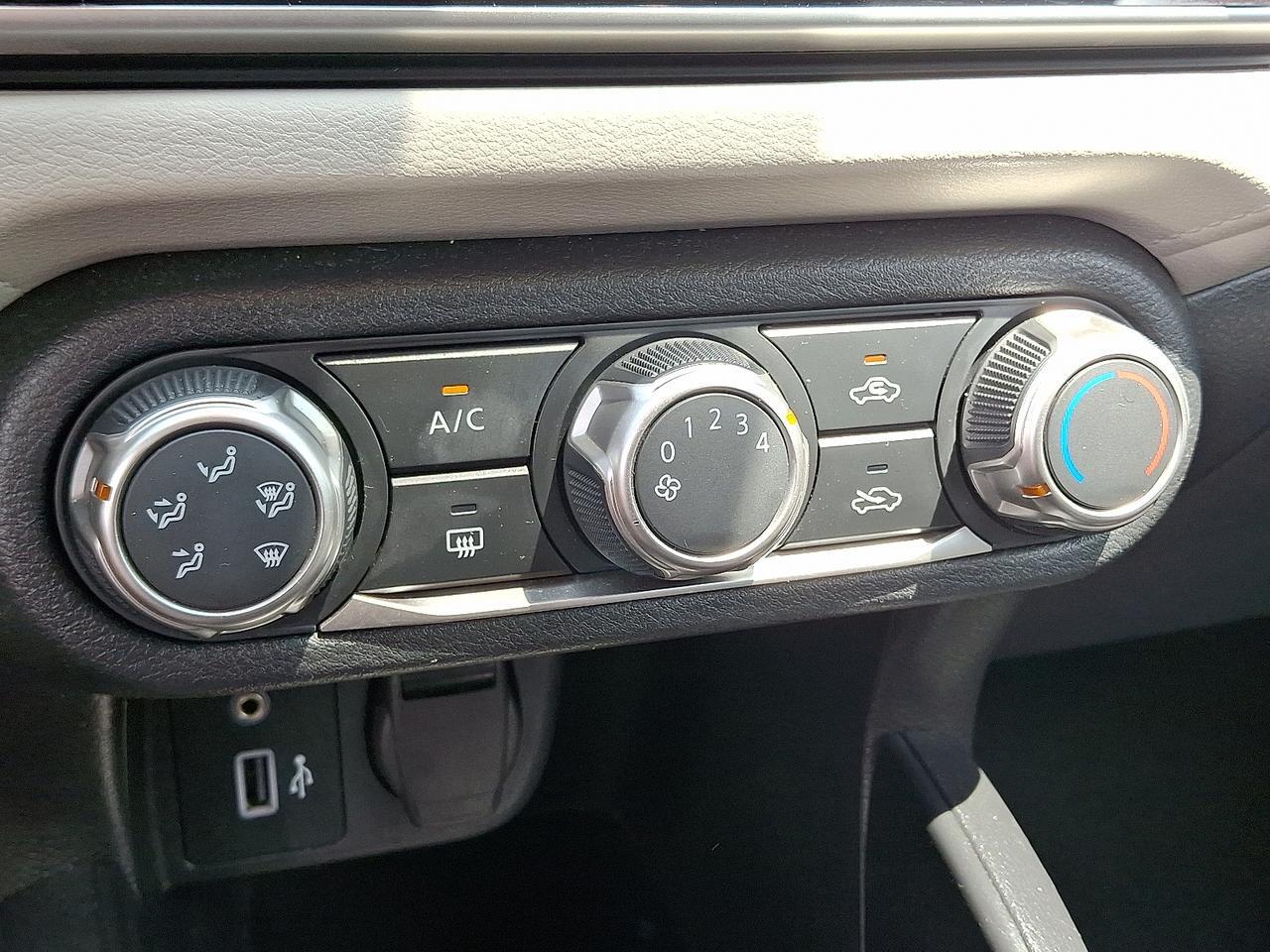 2022 Nissan Versa 1.6 SV Xtronic CVT Vineland NJ