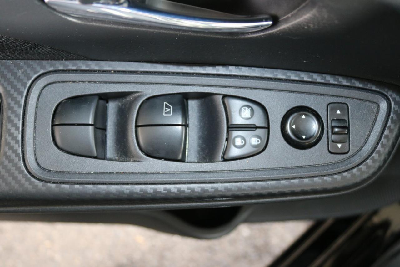 2022 Nissan Versa 1.6 SV Fredericksburg VA