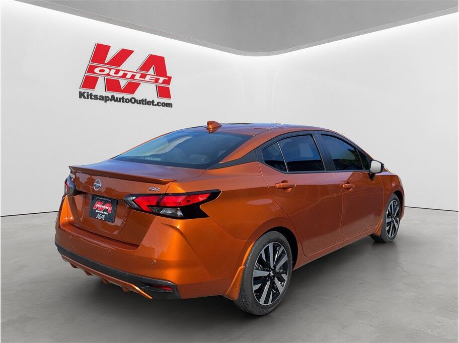 2022 Nissan Versa SR Sedan 4D