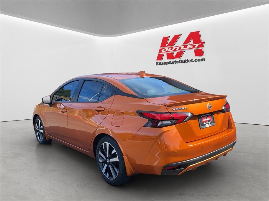 2022 Nissan Versa SR Sedan 4D