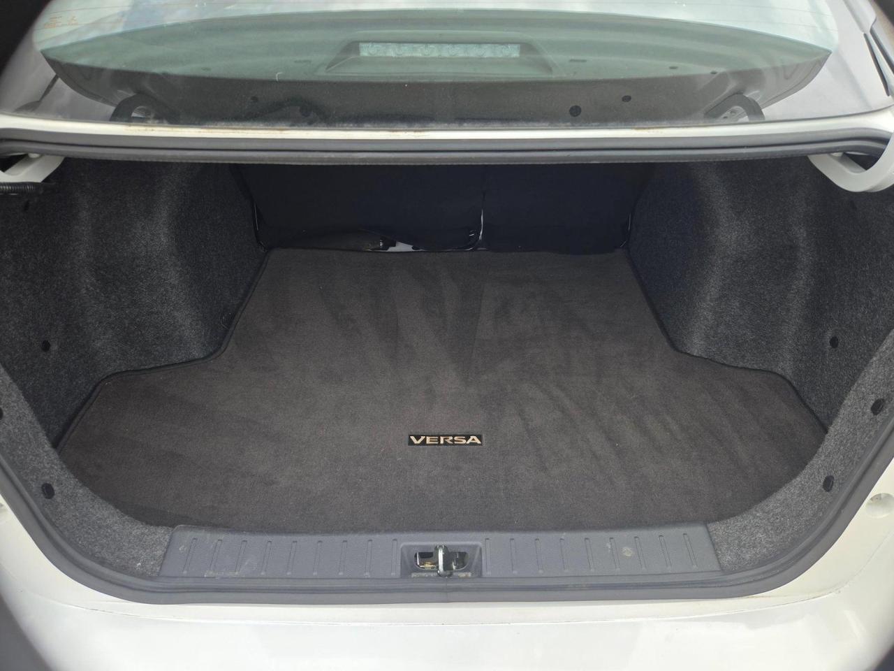 2022 Nissan Versa SV Castroville TX