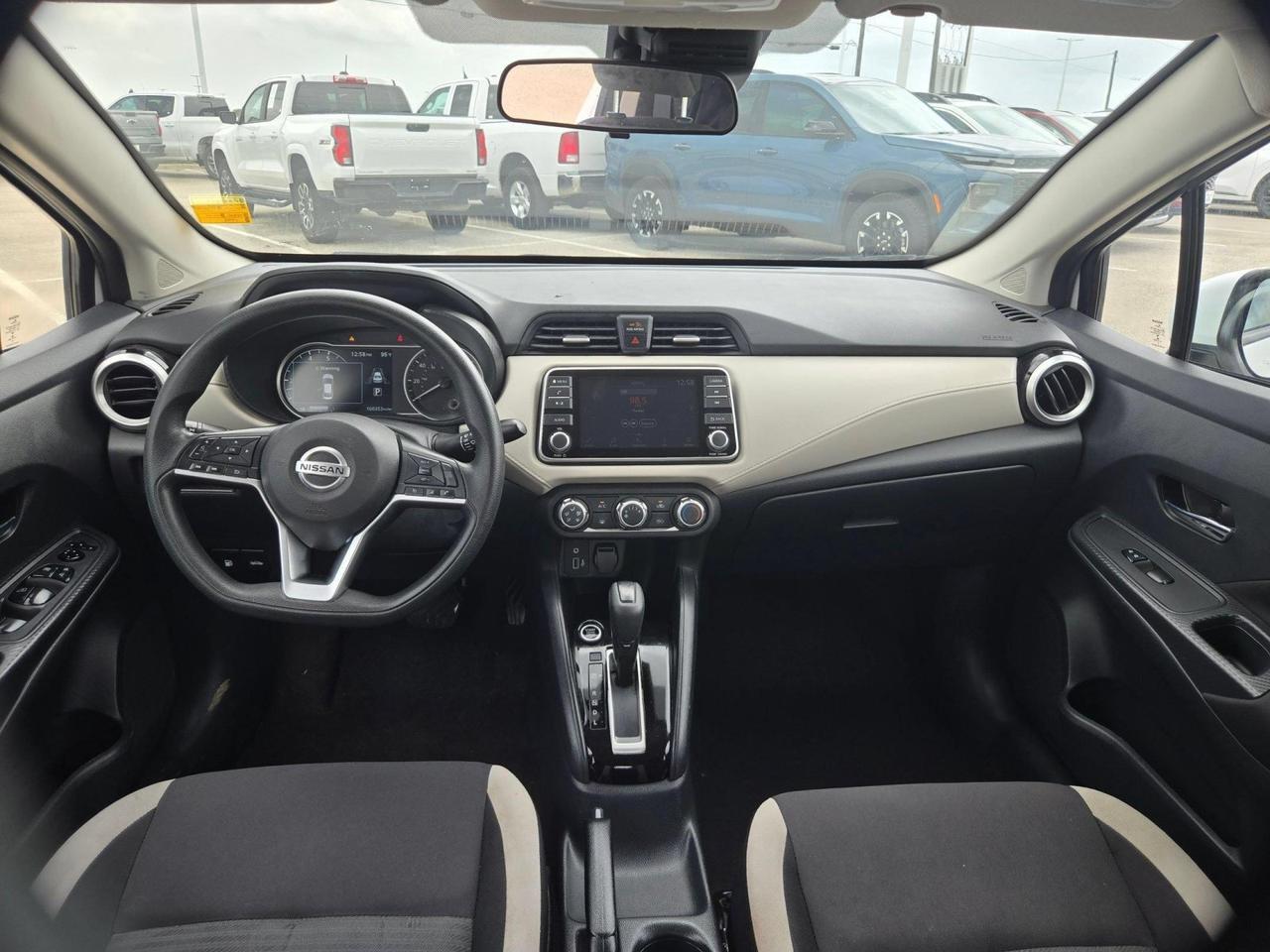 2022 Nissan Versa SV Castroville TX