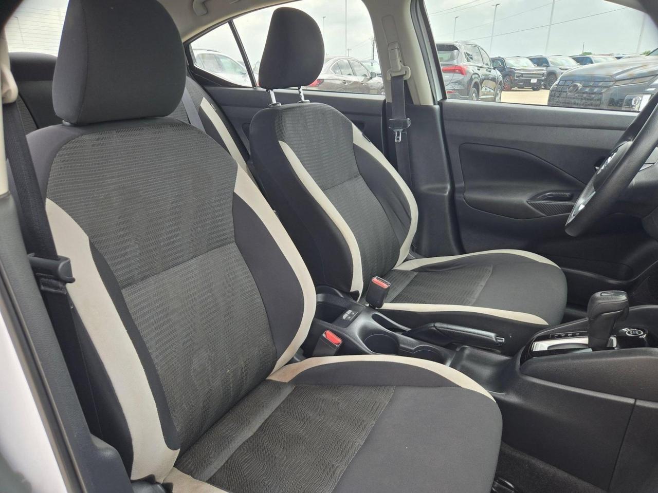2022 Nissan Versa SV Castroville TX