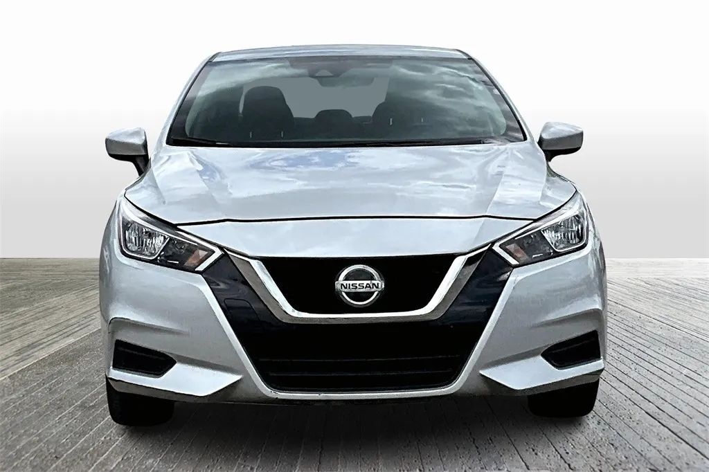 2022 Nissan Versa SV Sedan 4D