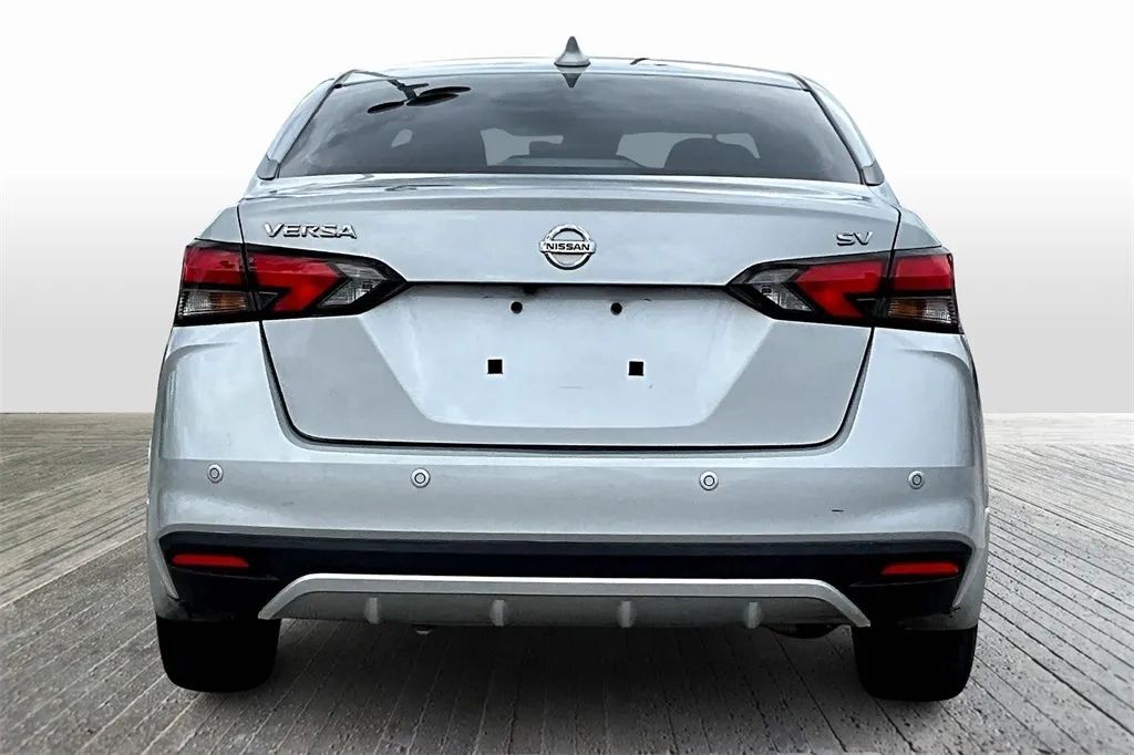 2022 Nissan Versa SV Sedan 4D